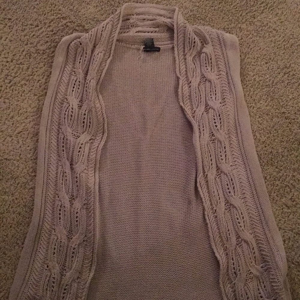 cream no-sleeve sweater
